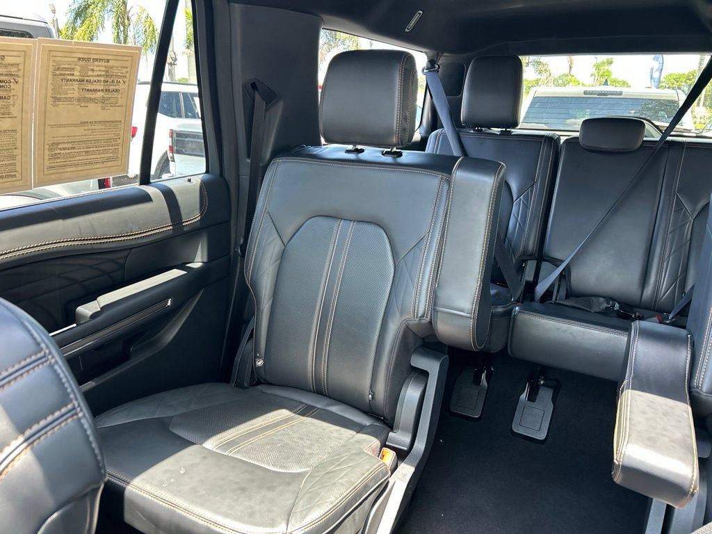 Used 2023 Ford Expedition Max Platinum AWD/4WD image 12