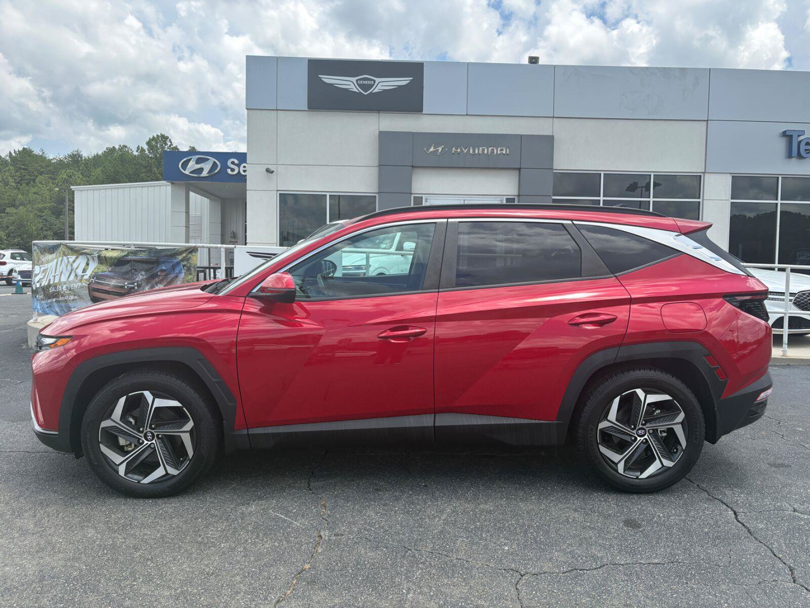 Used 2023 Hyundai Tucson SEL w/ Convenience Package FWD image 4