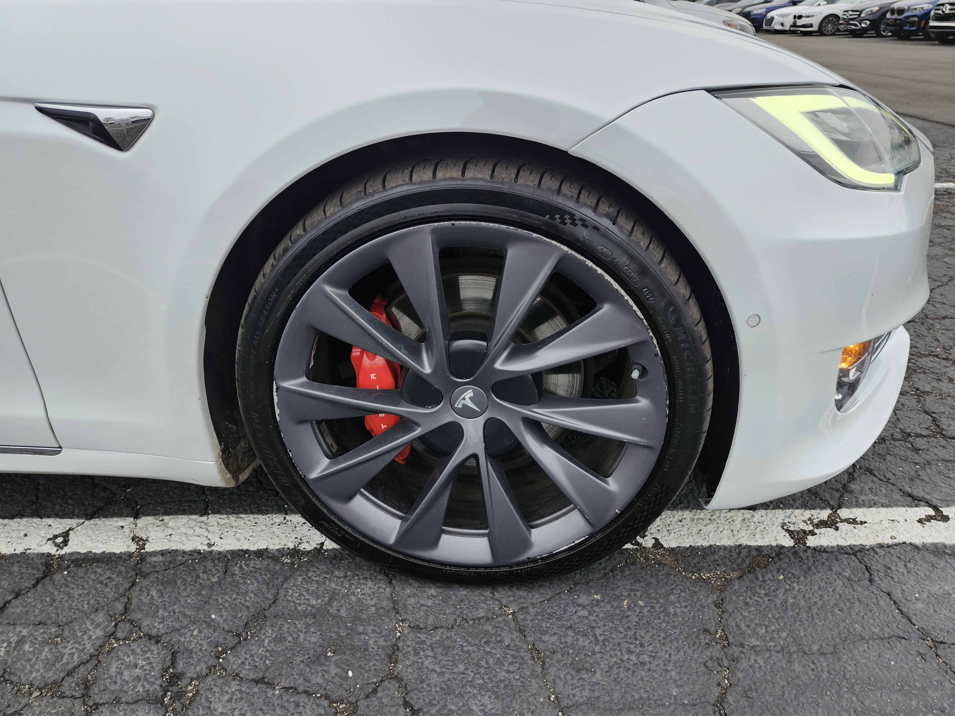 Used 2019 Tesla Model S Performance AWD/4WD image 12