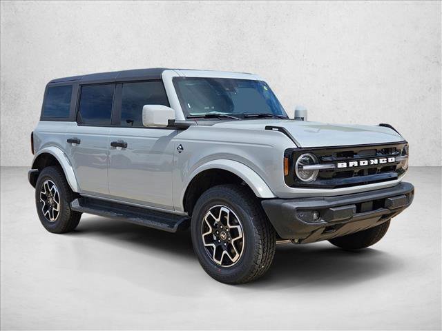 New 2026 Ford Bronco Outer Banks image 7