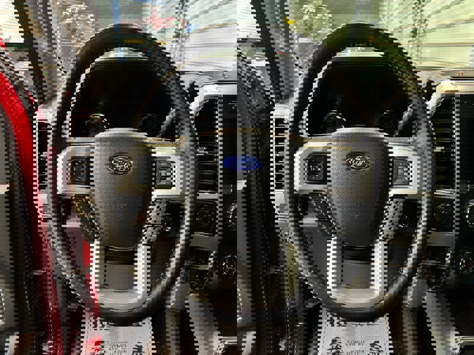 Used 2020 Ford F250 Lariat w/ Lariat Ultimate Package image 11