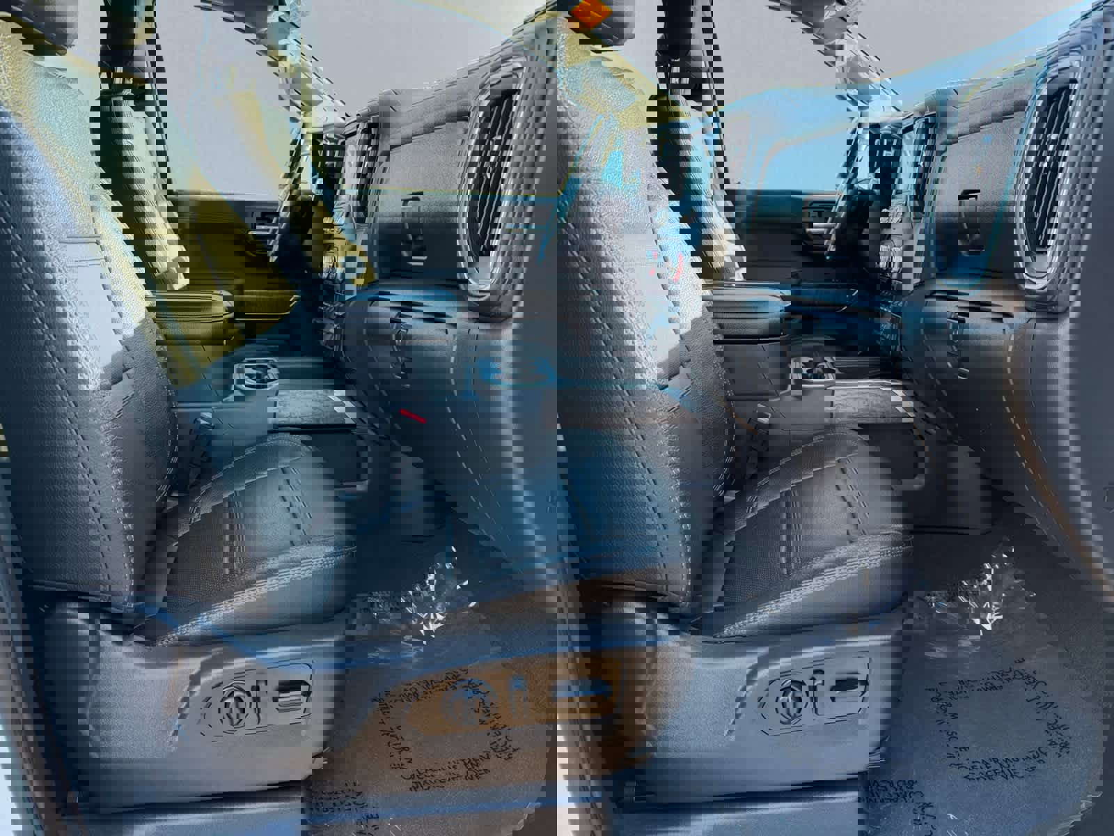 Used 2020 GMC Sierra 1500 Denali w/ Denali Ultimate Package image 21