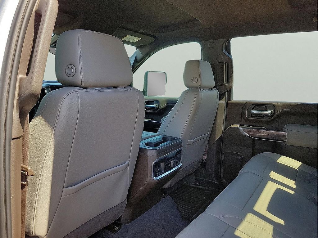 Used 2022 Chevrolet Silverado 3500 LTZ w/ LTZ Convenience Package AWD/4WD image 12
