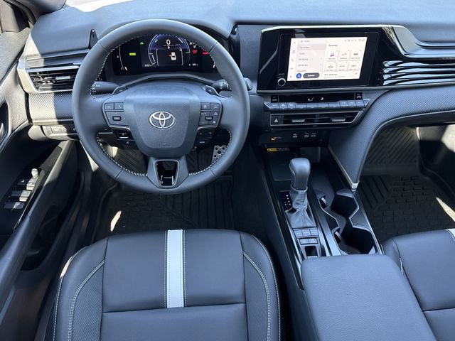 Used 2026 Toyota Camry SE FWD image 21