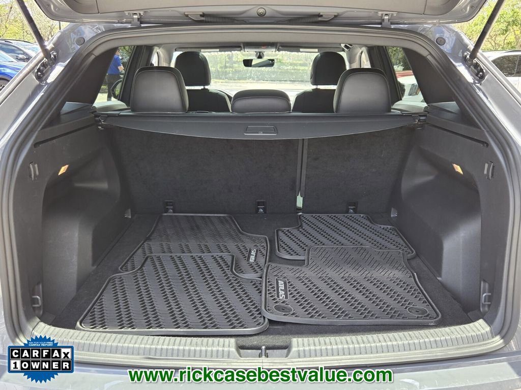 Used 2022 Volkswagen Atlas Cross Sport SE image 15