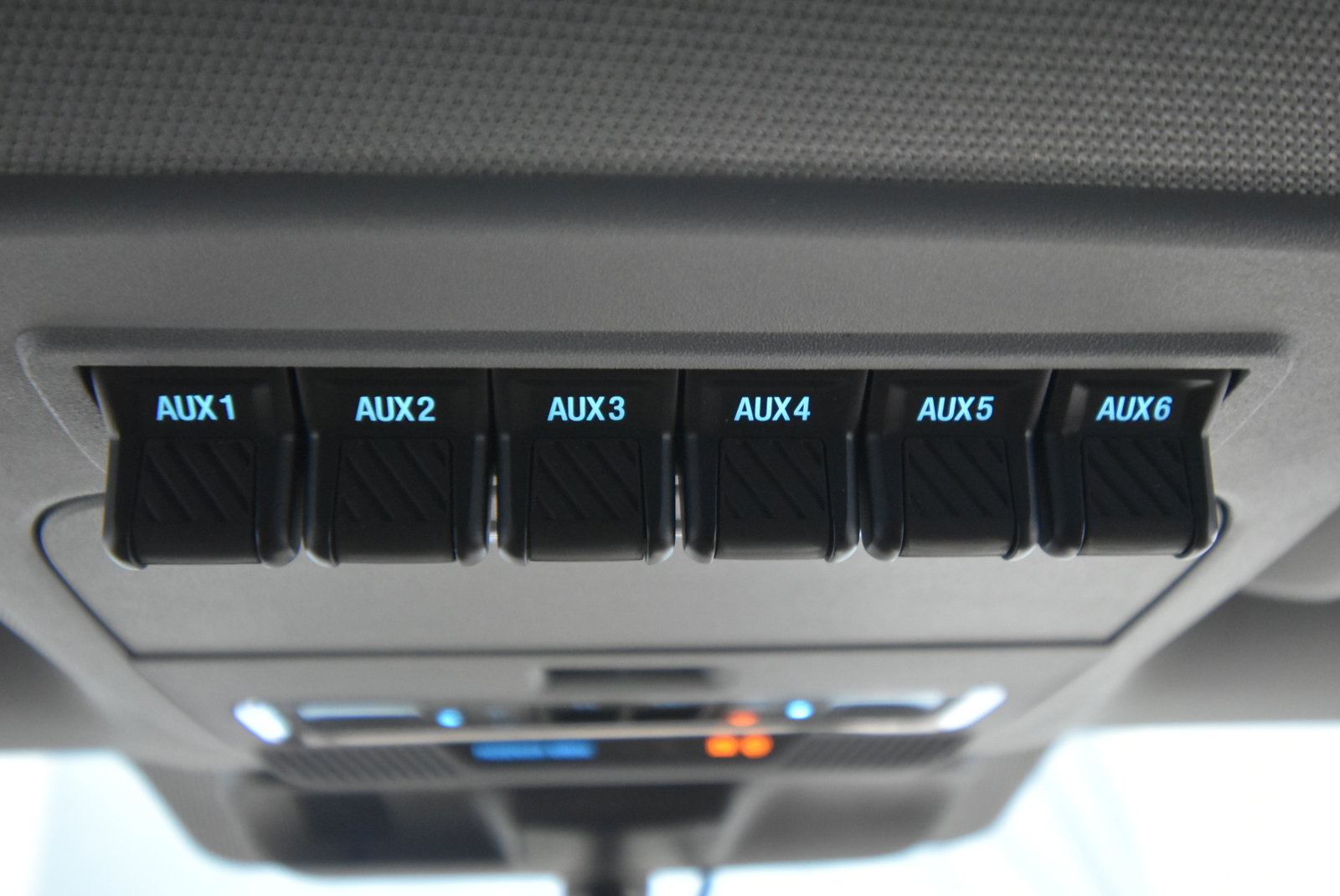 New 2025 Ford F350 Lariat w/ Lariat Ultimate Package image 16