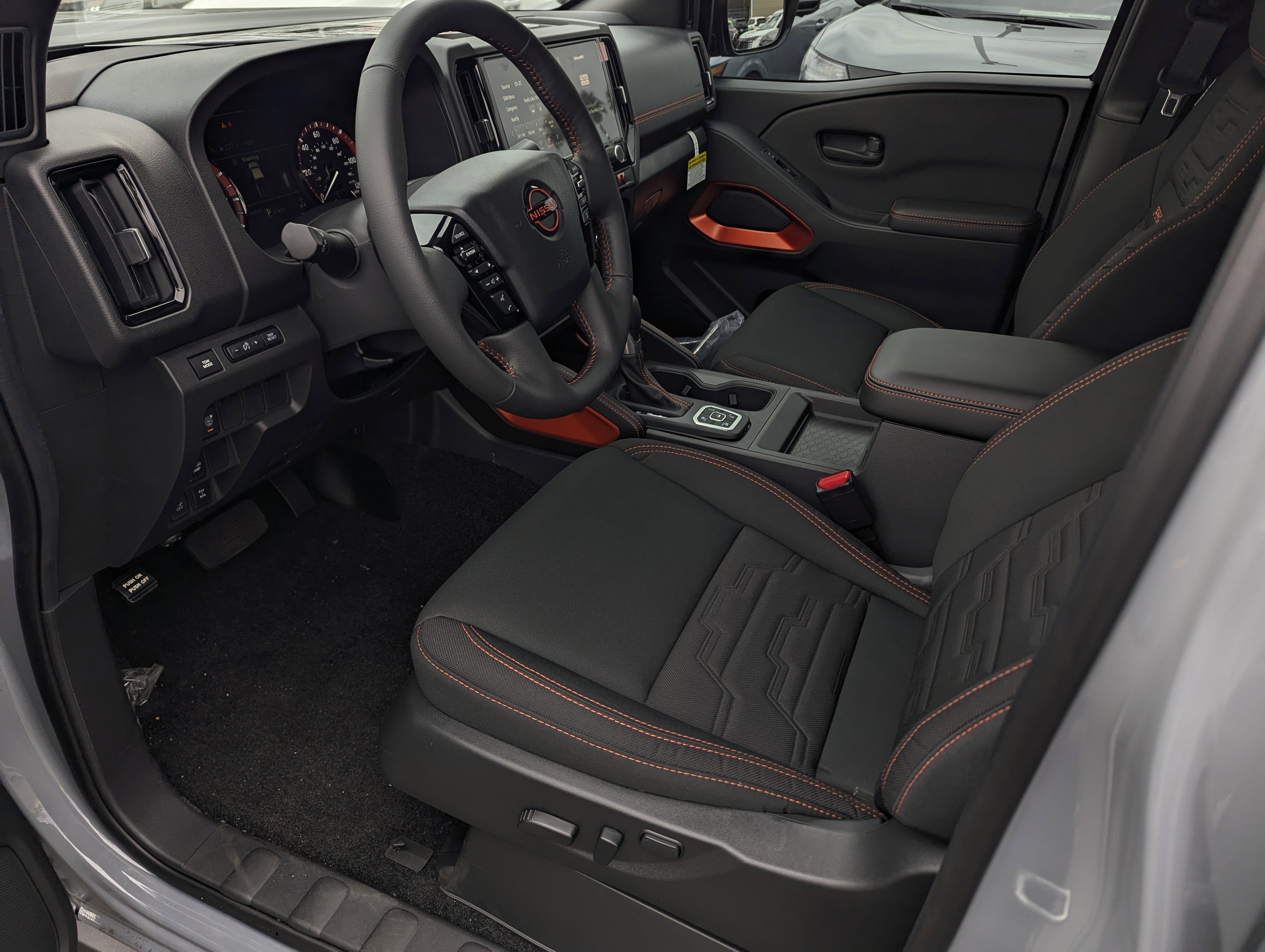 New 2026 Nissan Frontier PRO-4X image 10