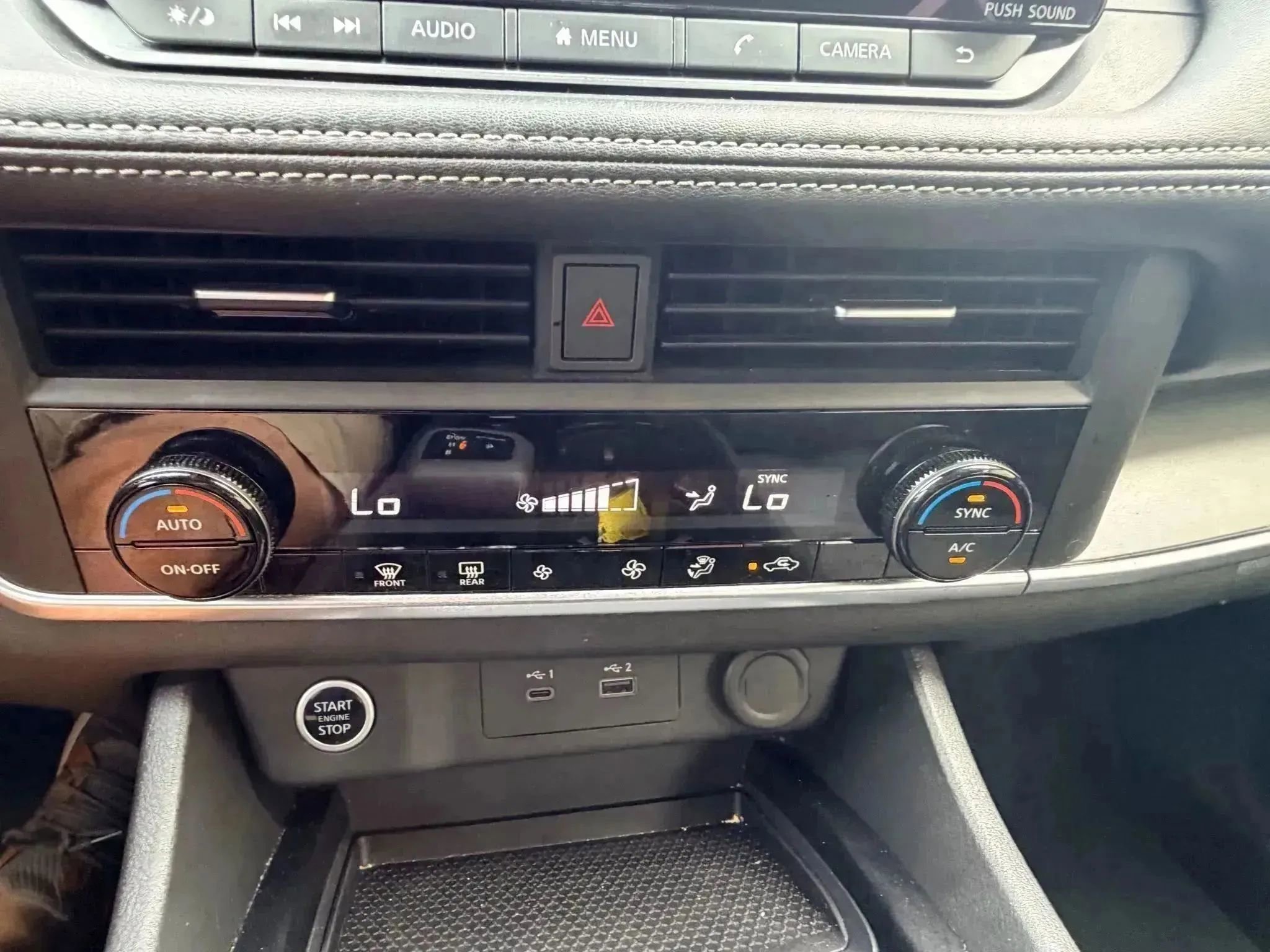 Used 2023 Nissan Rogue SV FWD image 10