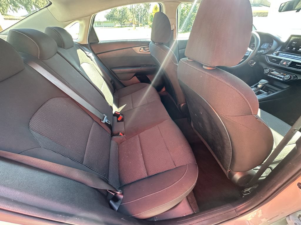 Used 2019 Kia Forte LXS FWD image 11