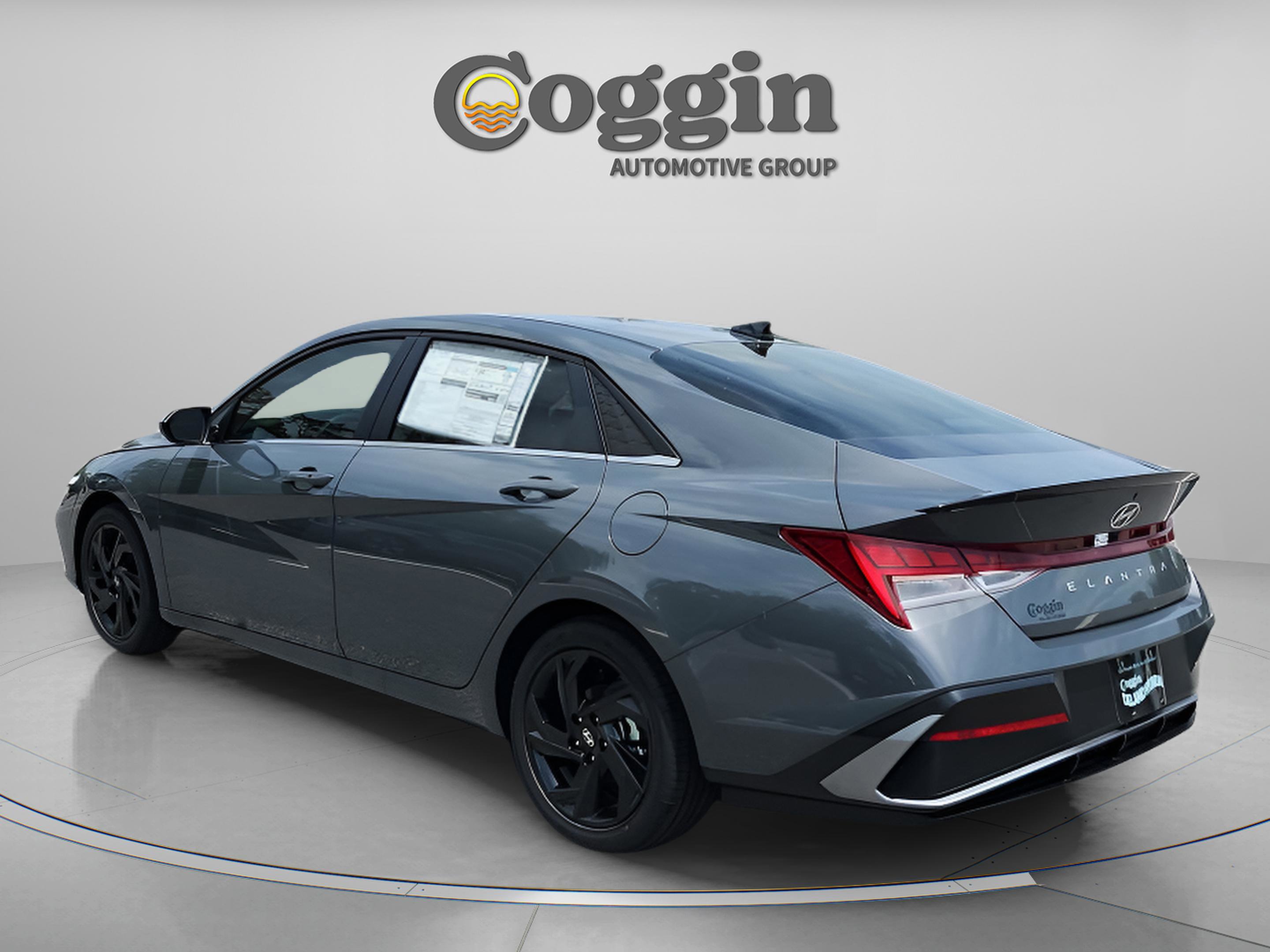 New 2026 Hyundai Elantra SEL Sport Premium FWD image 3