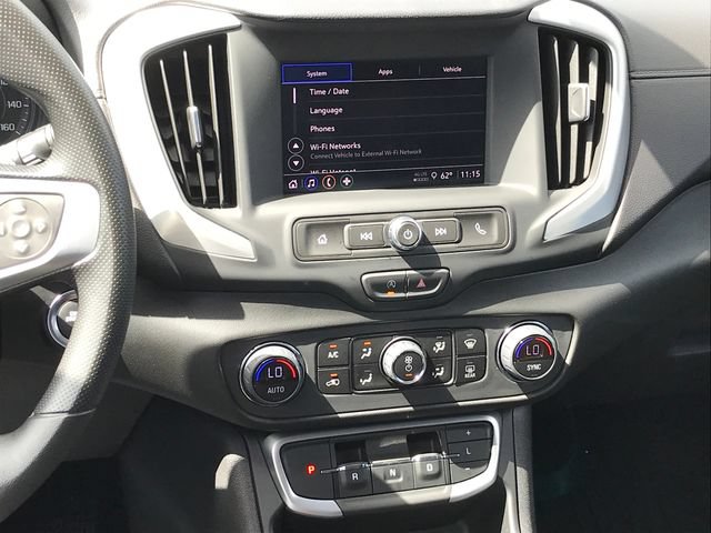Used 2023 GMC Terrain SLE w/ Driver Convenience Package FWD image 10