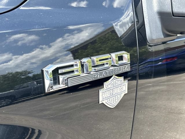 Used 2018 Ford F150 Platinum w/ Equipment Group 701A Luxury AWD/4WD image 9