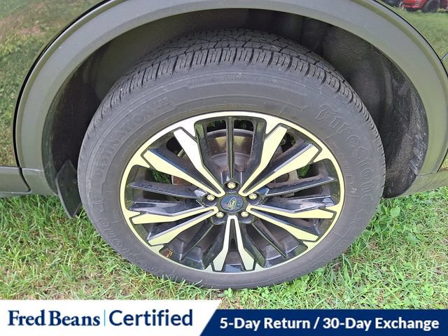 Used 2021 Ford Escape SE w/ SE Sport Appearance Package AWD/4WD image 4