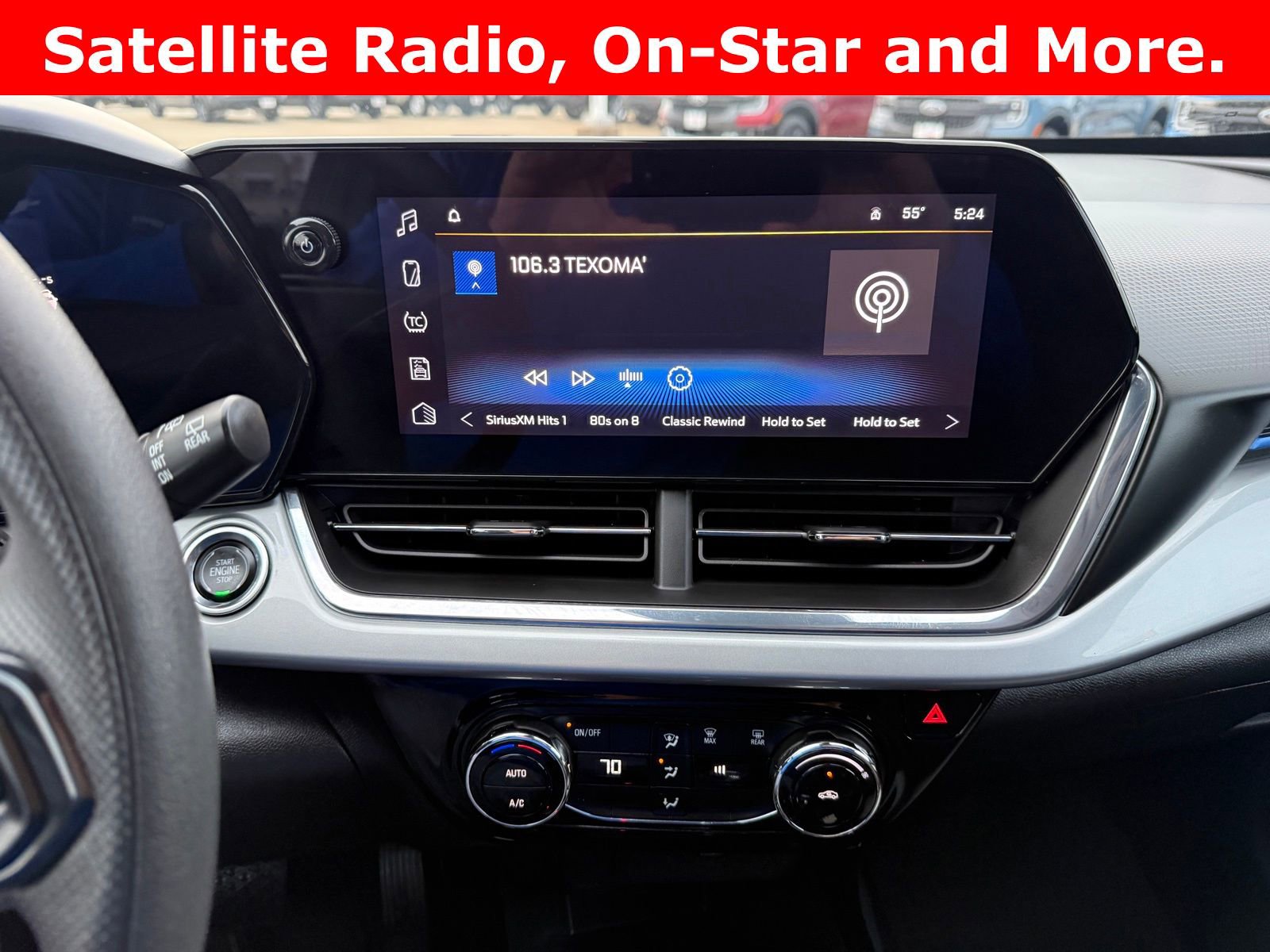 Used 2025 Chevrolet Trax LT FWD image 15