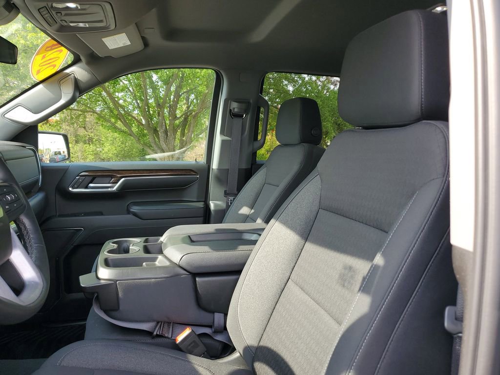 Used 2024 GMC Sierra 1500 Elevation AWD/4WD image 16
