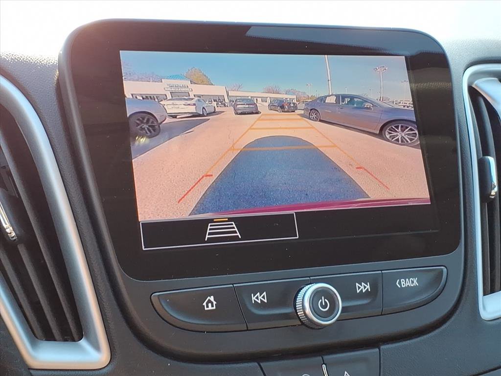 Used 2024 Chevrolet Malibu LT image 24