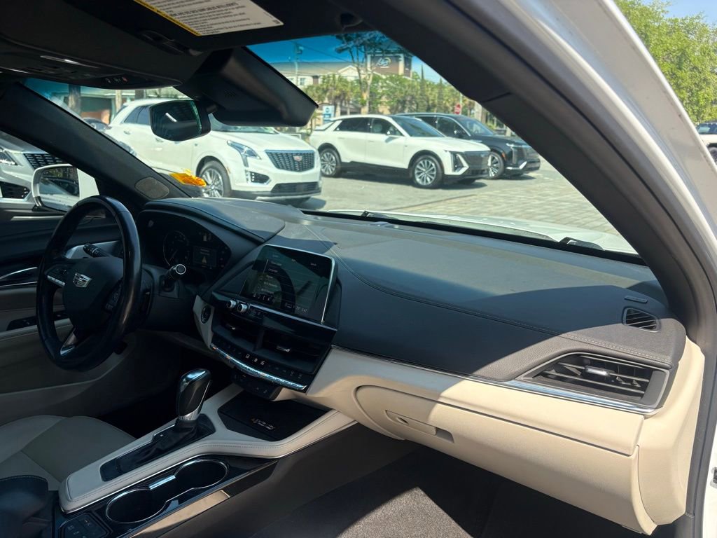 Used 2023 Cadillac CT4 Luxury w/ Sun And Sound Package RWD image 17