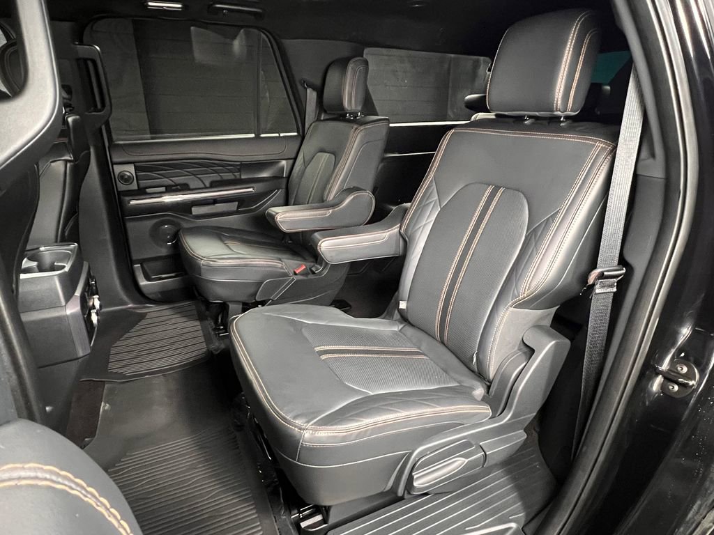 Used 2023 Ford Expedition Max Platinum AWD/4WD image 17