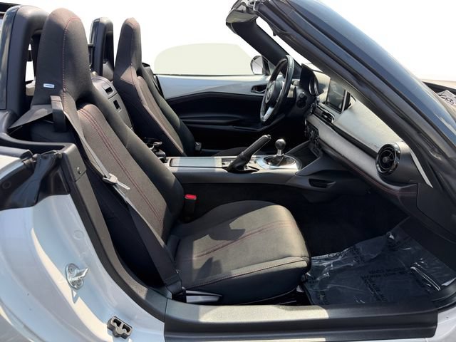 Used 2016 MAZDA MX-5 Miata Club RWD image 23