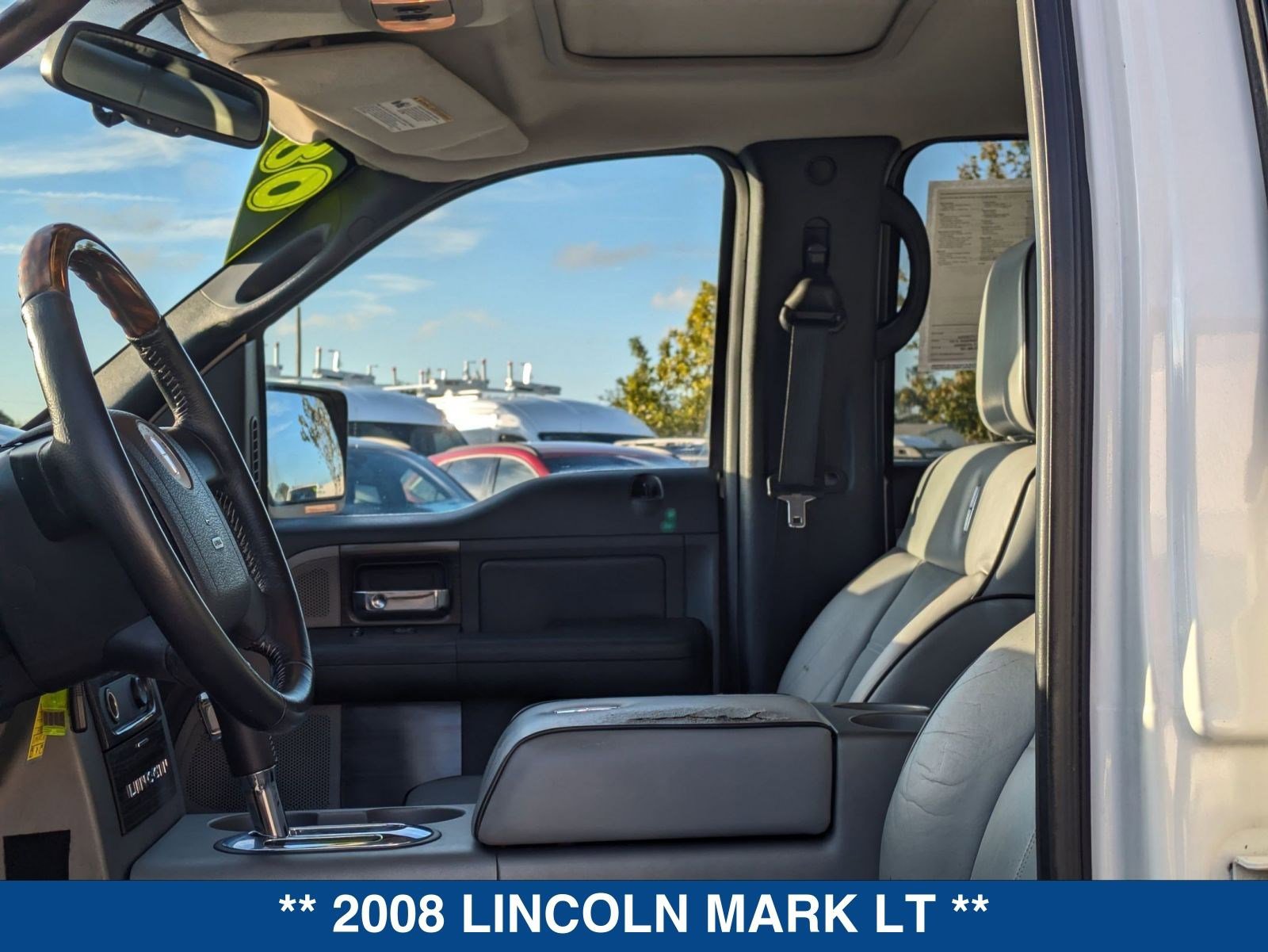 Used 2008 Lincoln Mark LT 4x4 image 18
