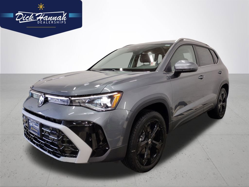 New 2025 Volkswagen Taos SEL image 1