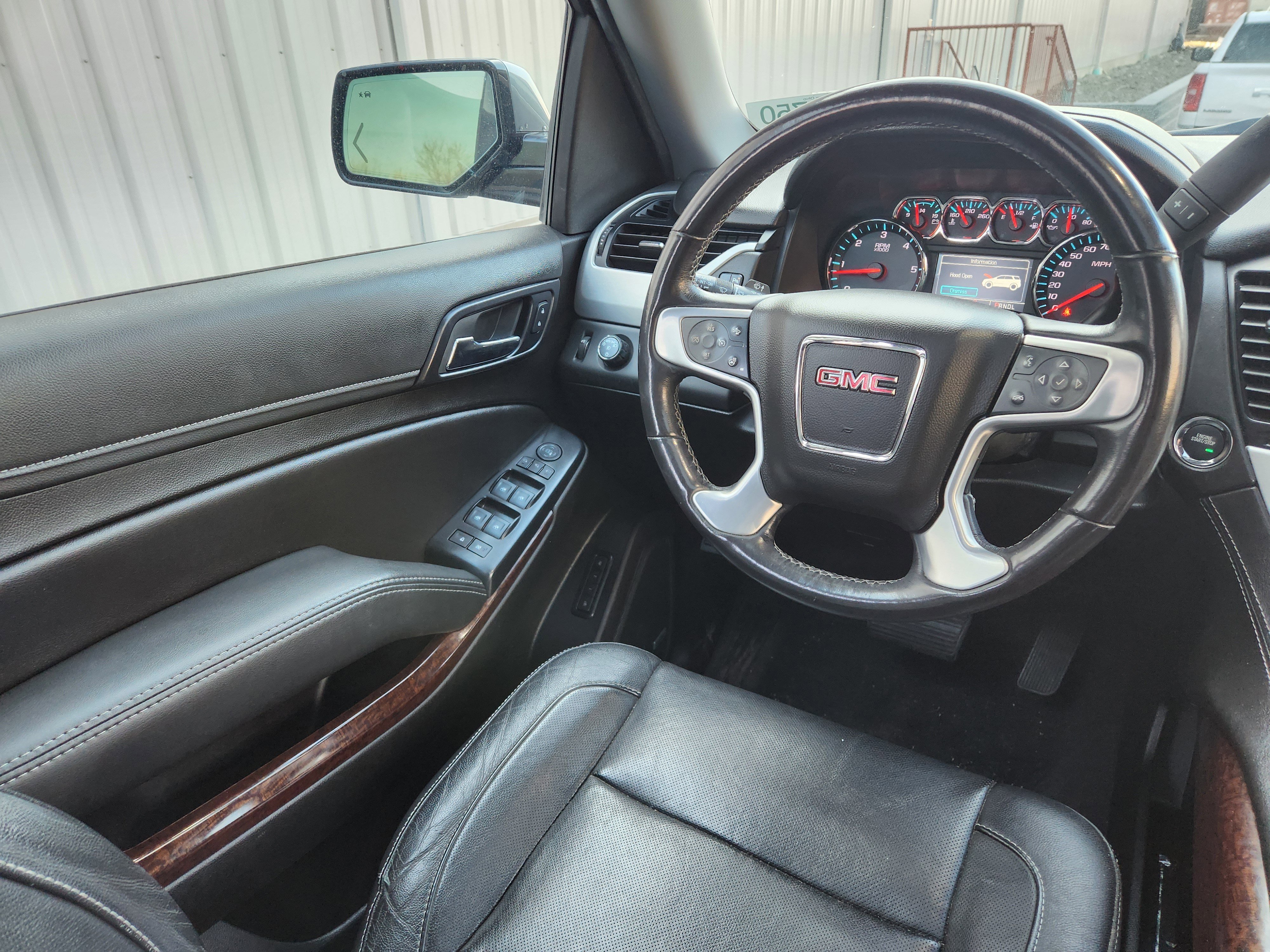 Used 2020 GMC Yukon XL SLT image 22