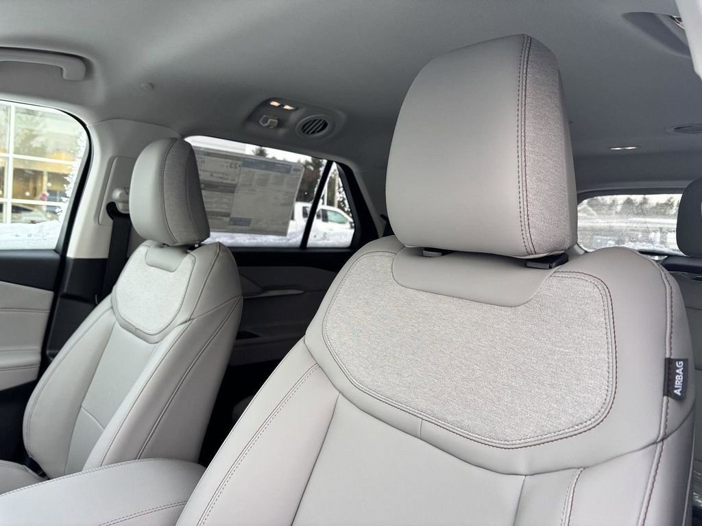 New 2026 Ford Explorer Active w/ Active Comfort Package image 12