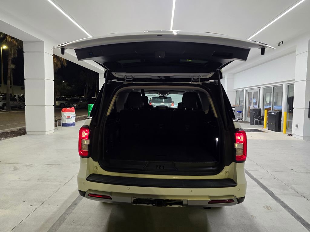 Used 2024 Ford Expedition Max XLT RWD image 43