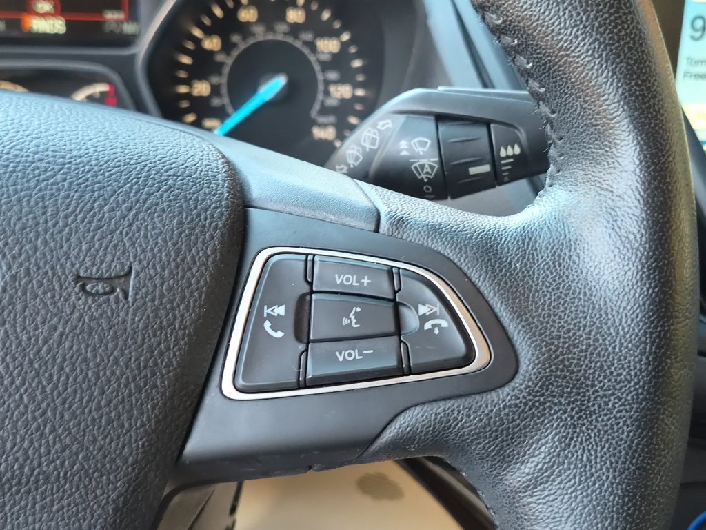 Certified 2019 Ford Escape Titanium AWD/4WD image 25