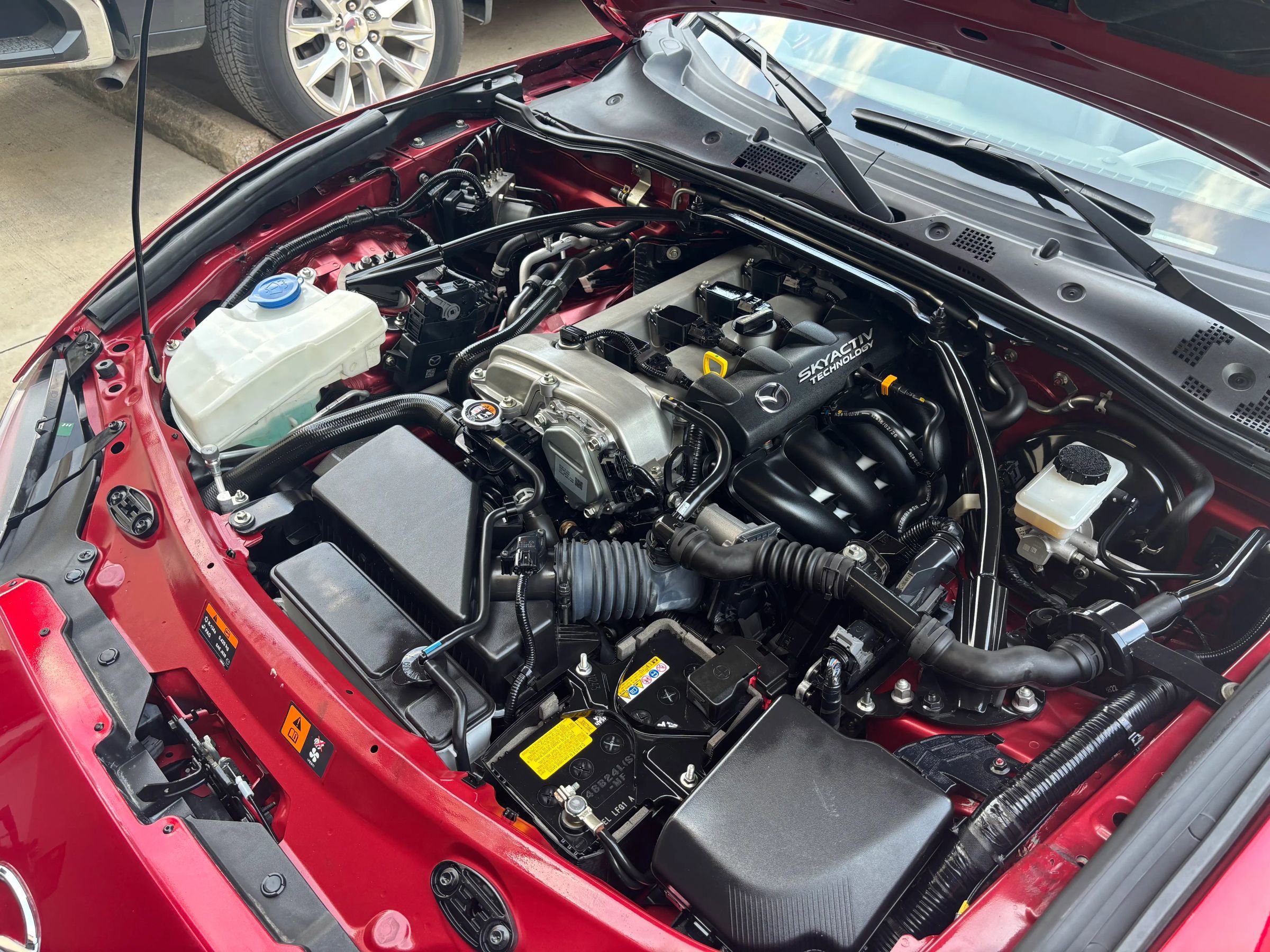 Used 2017 MAZDA MX-5 Miata Club w/ Brembo/BBS Package image 40