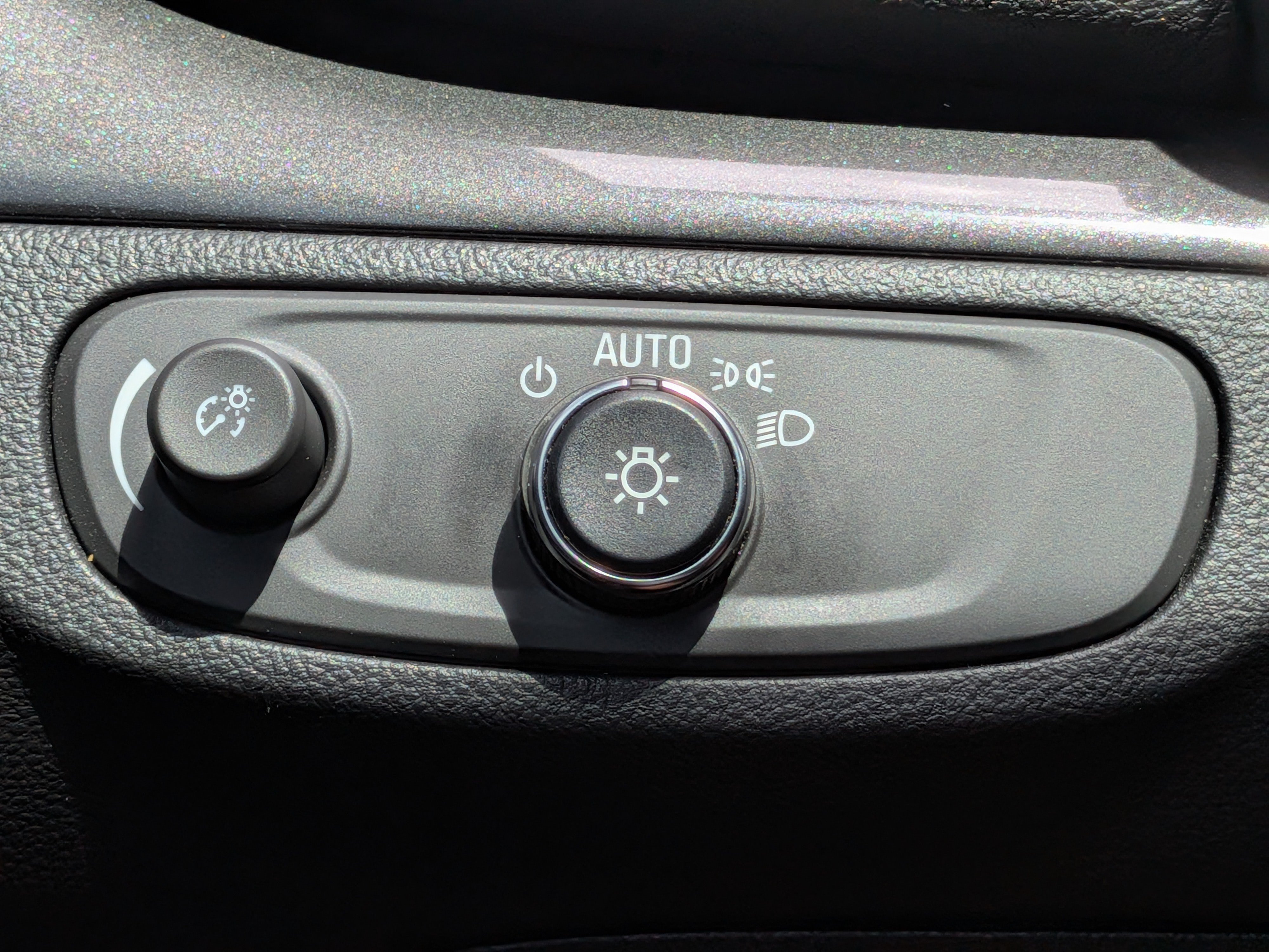 Certified 2022 Buick Encore Preferred w/ Safety Package AWD/4WD image 24