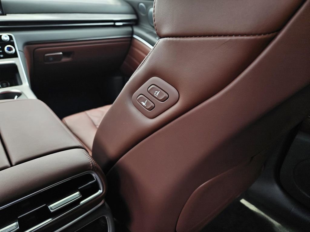 New 2026 Genesis GV80 3.5T Prestige AWD/4WD image 18