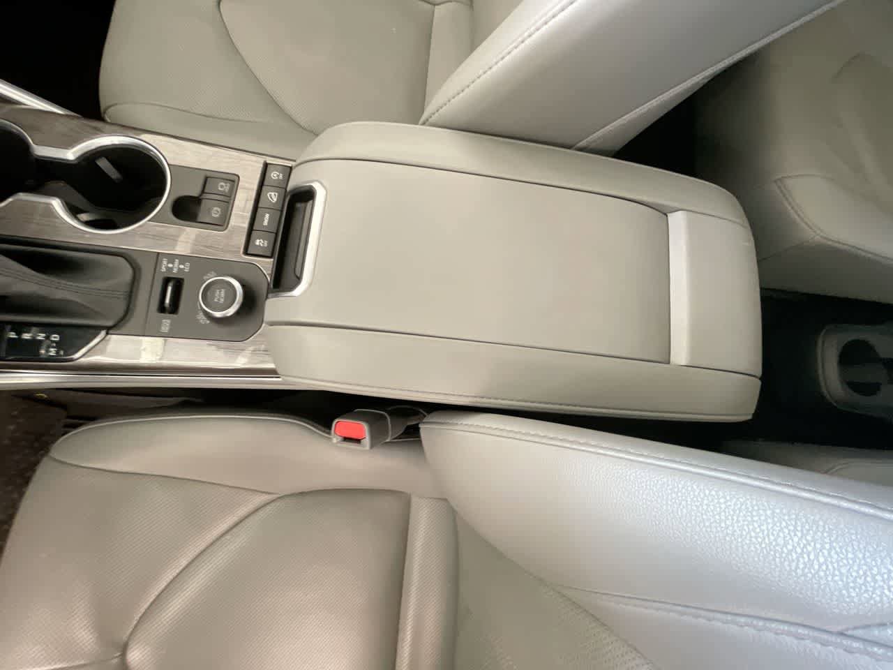 Used 2021 Toyota Highlander Platinum AWD/4WD image 21