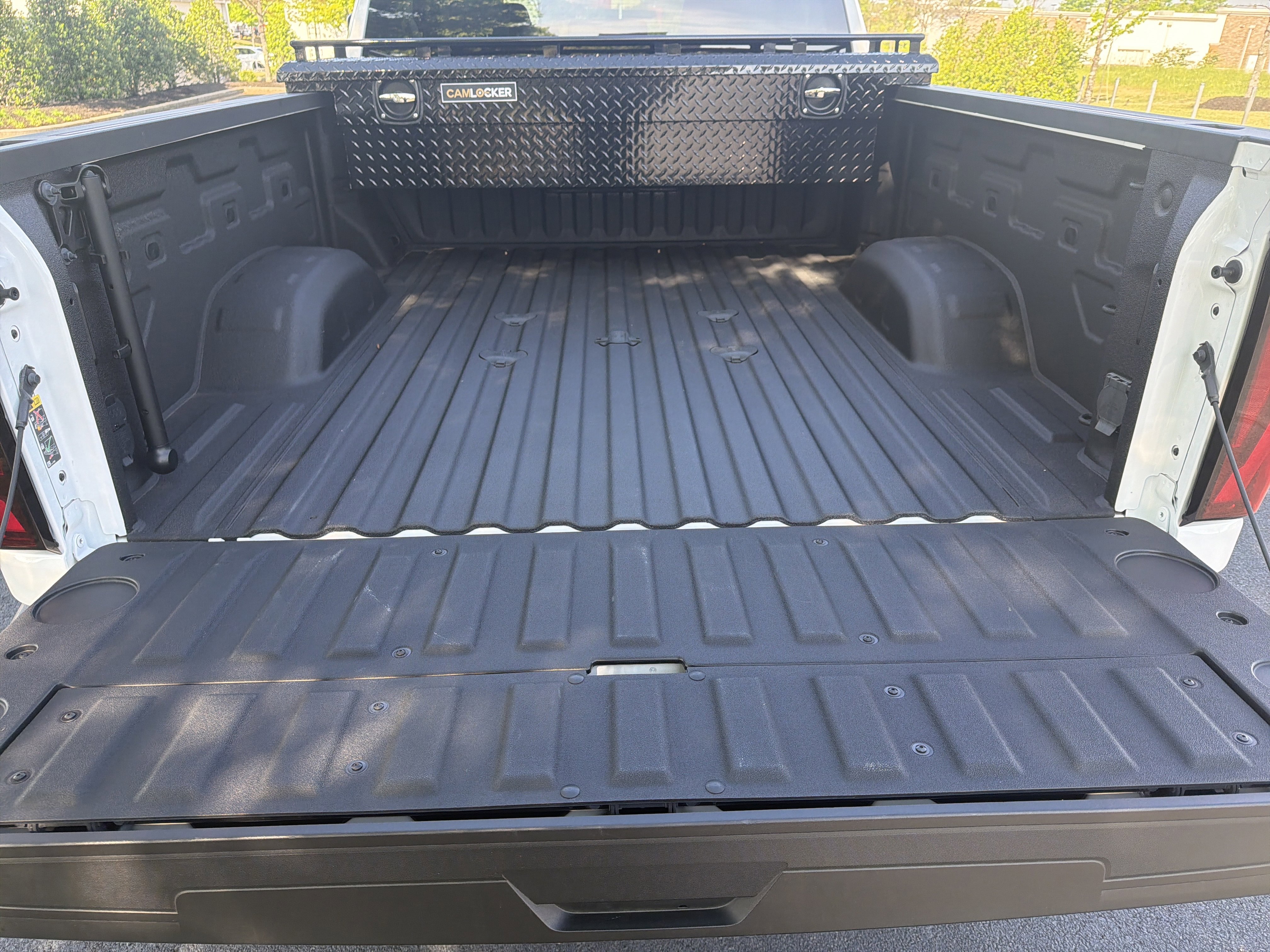 Used 2025 GMC Sierra 2500 SLT AWD/4WD image 30