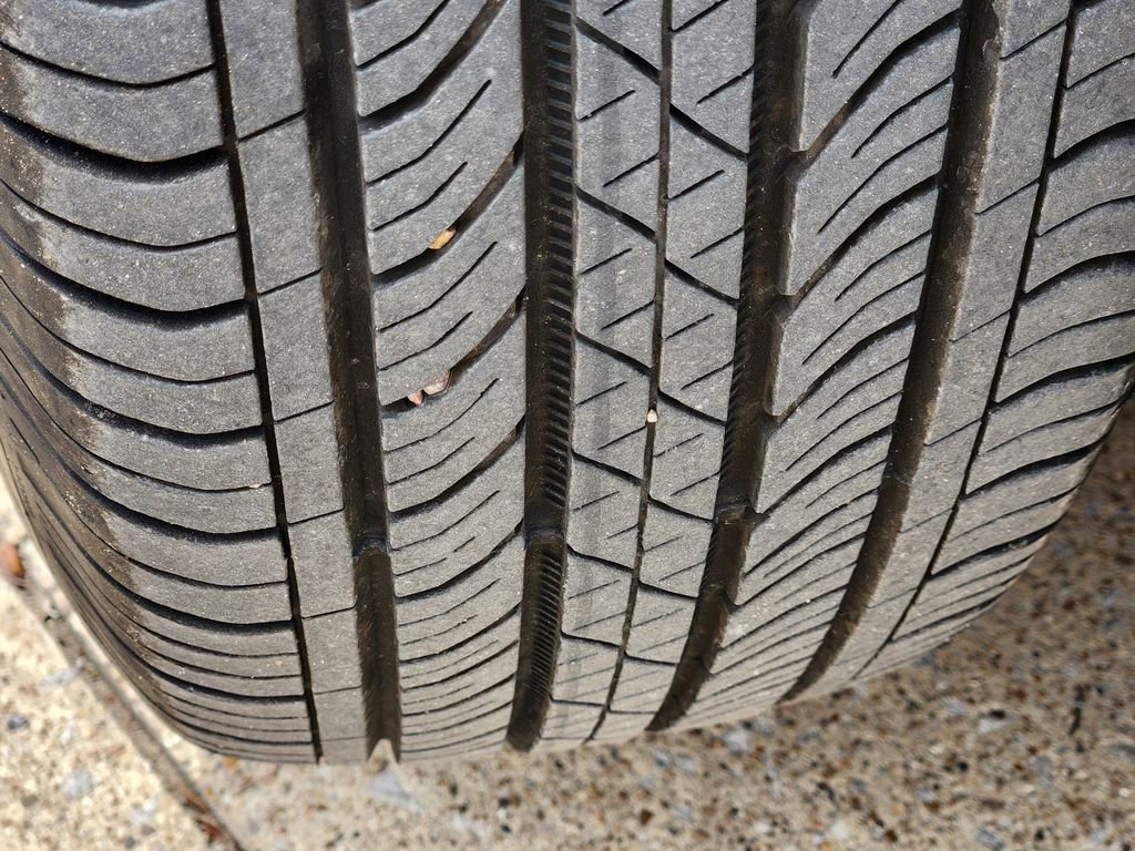 Used 2024 Ford Maverick XLT image 11