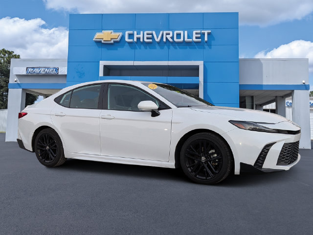 Used 2025 Toyota Camry SE