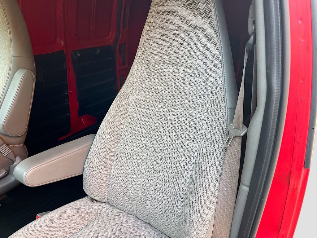 Used 2024 Chevrolet Express 2500 image 18