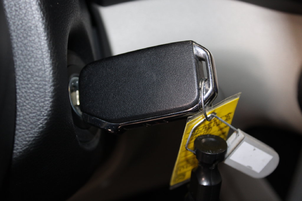 Used 2025 Kia Soul LX w/ LX Technology Package FWD image 35