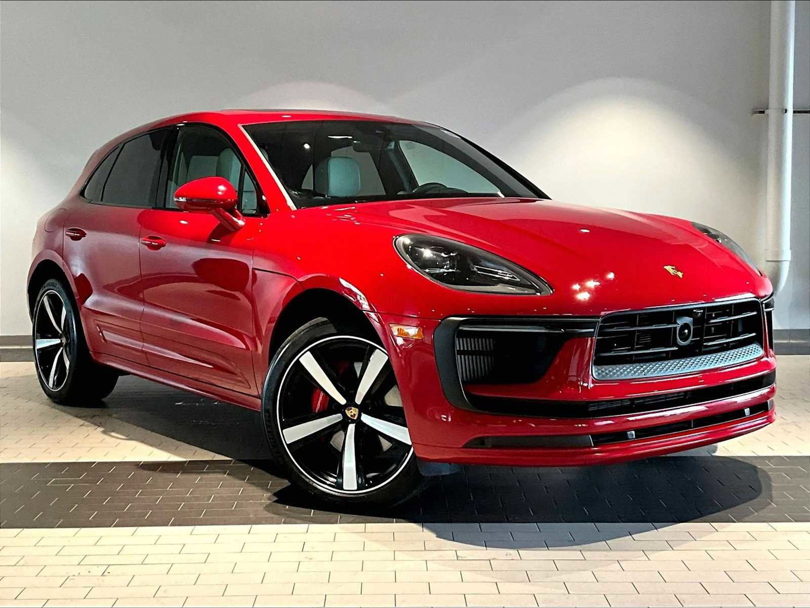 Used 2025 Porsche Macan S image 12