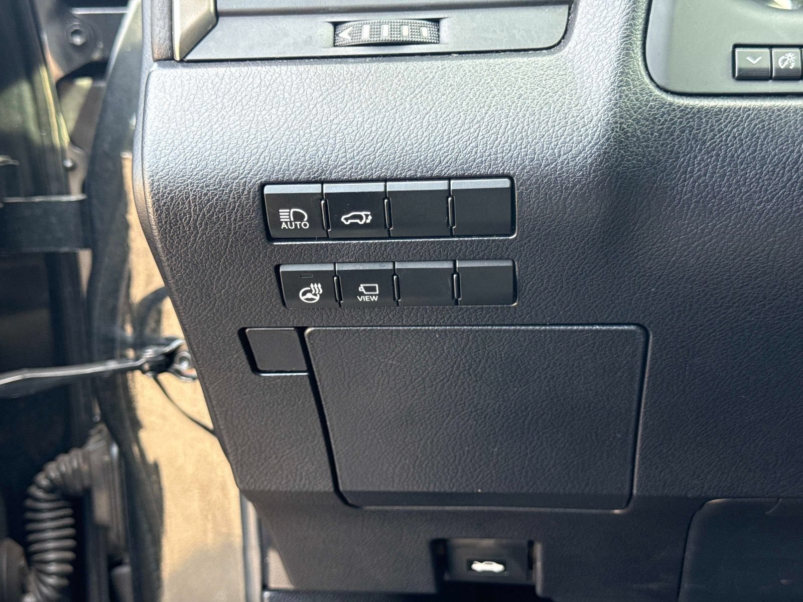 Used 2021 Lexus RX 350L FWD w/ Premium Package image 26
