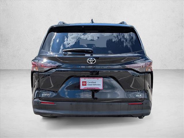 Certified 2026 Toyota Sienna XLE FWD image 6