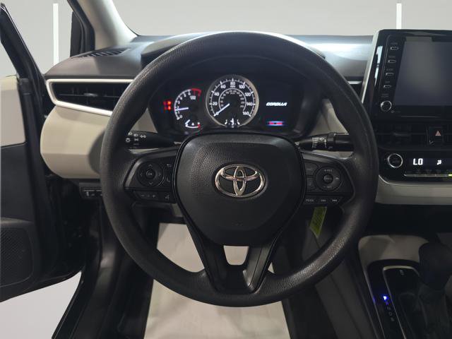 Used 2021 Toyota Corolla LE FWD image 13