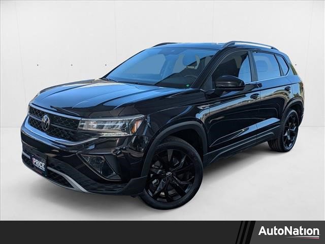 Used 2023 Volkswagen Taos SE w/ Panoramic Sunroof Package image 1