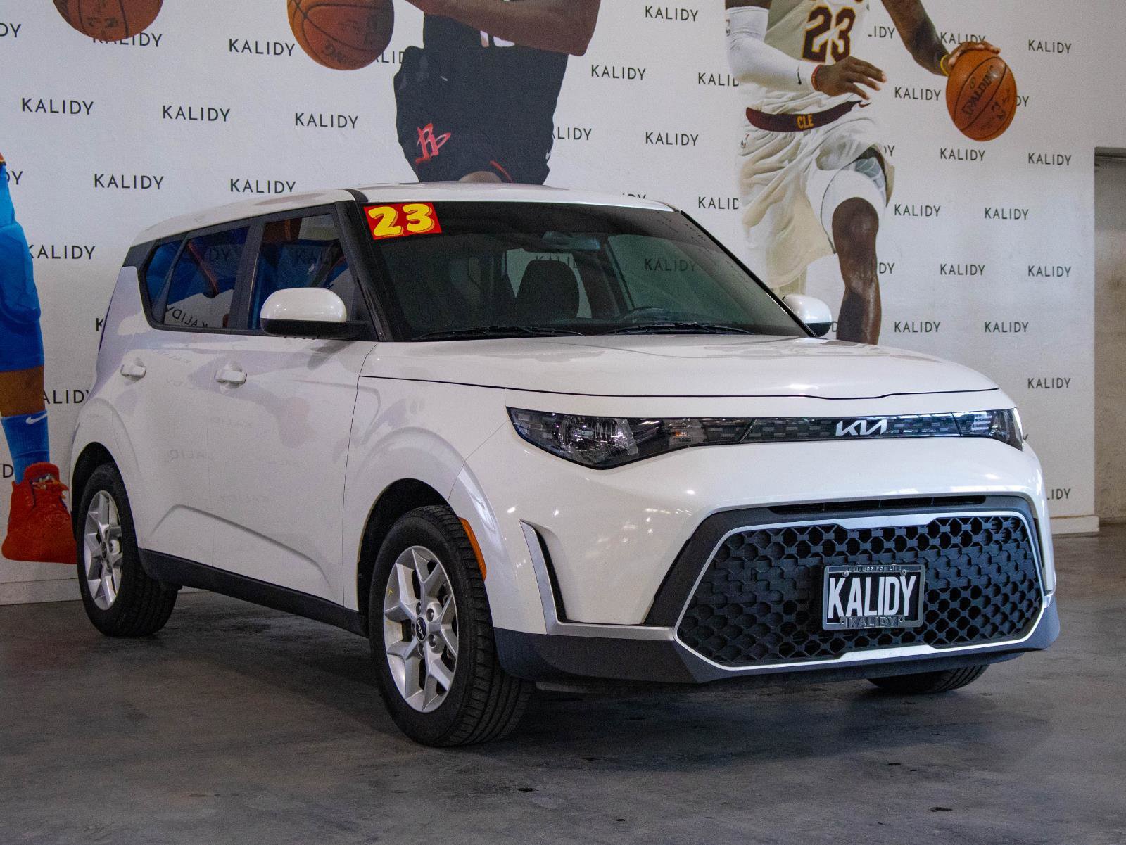 Used 2023 Kia Soul LX w/ Option Group 015 image 18