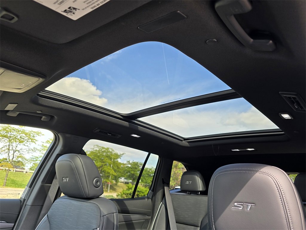 New 2026 Buick Enclave Sport Touring w/ Super Cruise Package image 23