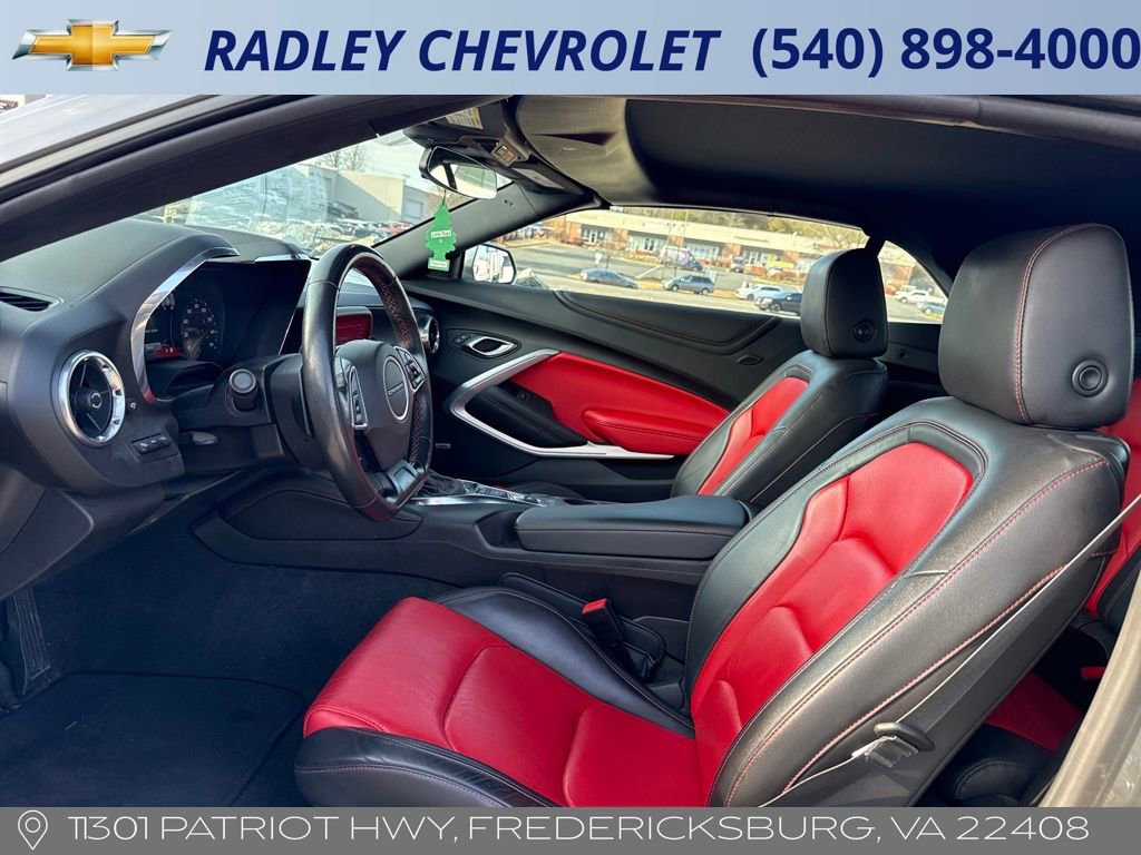 Used 2019 Chevrolet Camaro LT image 16