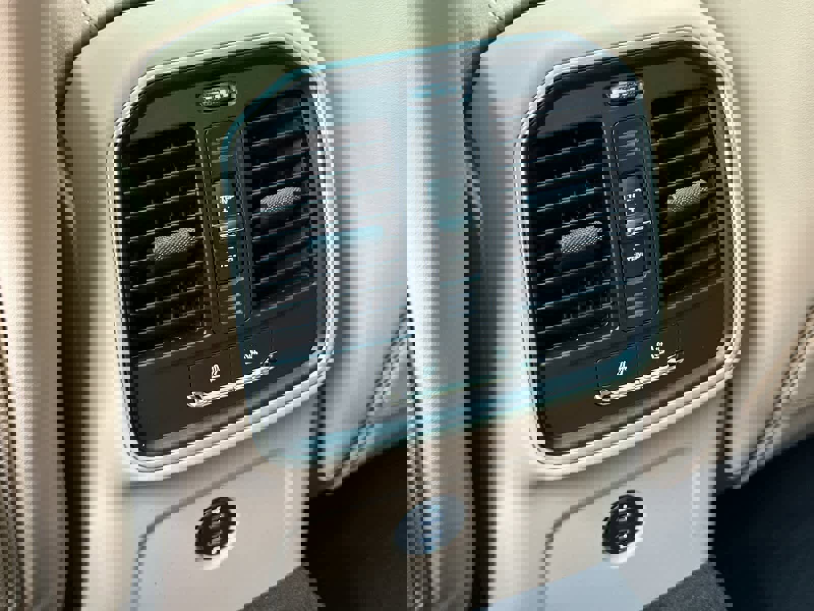 New 2026 Porsche Macan S image 14