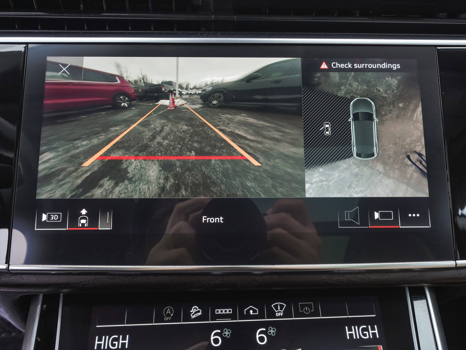 Used 2022 Audi Q8 Prestige w/ Prestige Package image 30