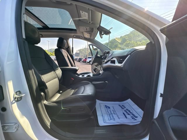 Used 2022 GMC Terrain SLT w/ Tech Package AWD/4WD image 23