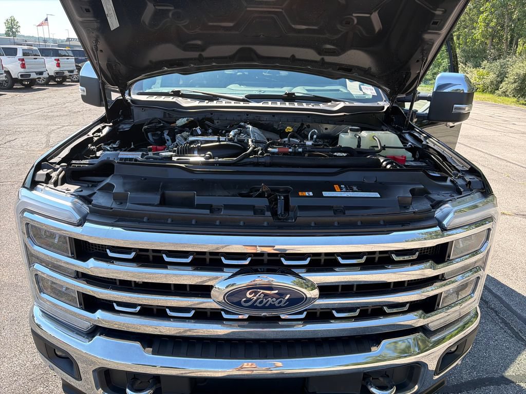 Used 2023 Ford F350 Lariat w/ Lariat Ultimate Package AWD/4WD image 32